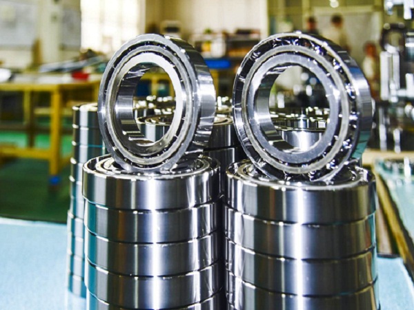 角接觸球軸承有哪些結構類型及其基本性能？