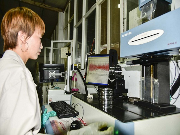 六類軸承滾動體燒傷是什么原因？如何解決？